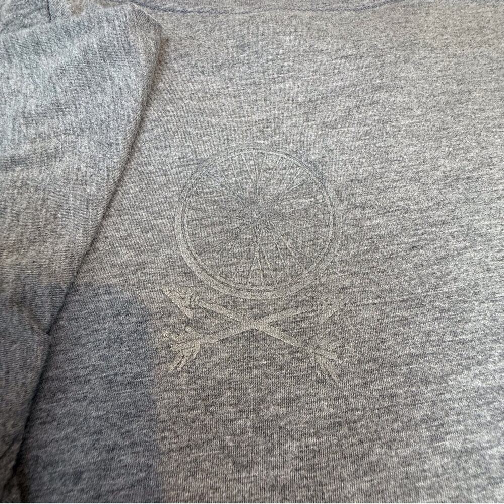 Unisex Canvas Gray T shirt with Ant on a Bicycle Graphic Short Sleeve V Neck - Picture 15 of 16